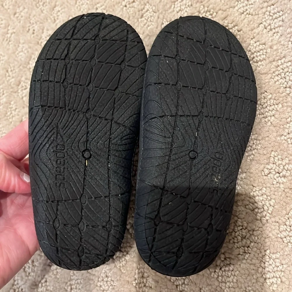 Toddler Boys Speedo Water Shoes, size M (5/6)